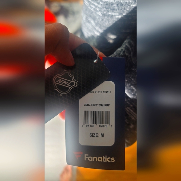 Fanatics Toronto maple leafs pullover Hoodie - Picture 3 of 4